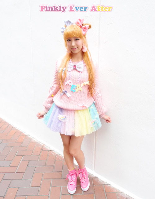 pinklyeverafter:  Balloon Sleeve Pink Sweater http://pinklyeverafter.storenvy.com/products/3789538-balloon-sleeve-pink-sweater 