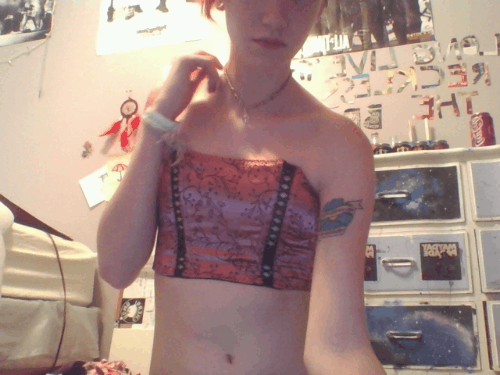 femalecharms:  princesscxnt 