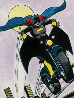 vintagegal:  Taystee Bread DC Comics Batgirl sticker, 1978 