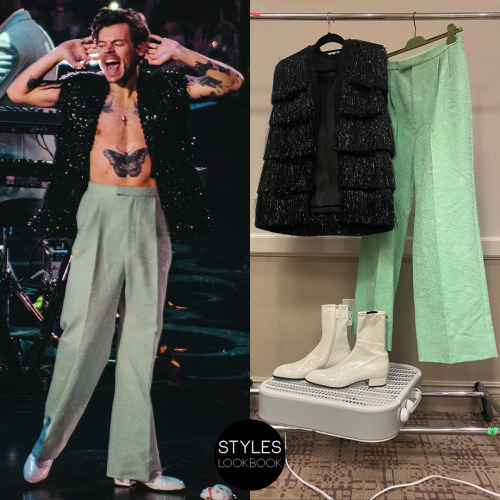 For his third Love On Tour show in Los Angeles, Harry wore a custom Gucci look featuring a black seq