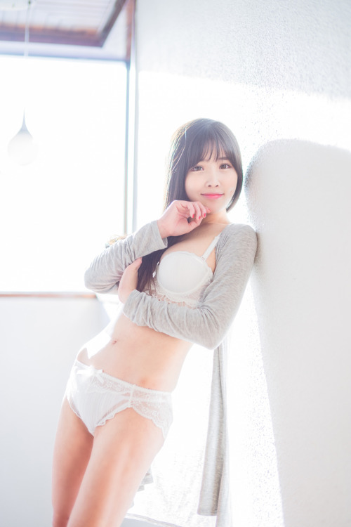 beolab5: Cheeky Girlfriend - Lee Hae Leun (이해른)
