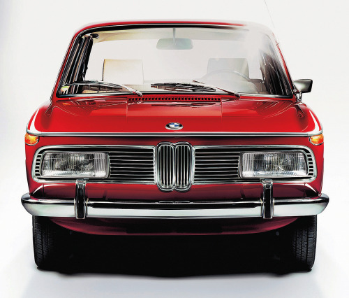 carsthatnevermadeitetc:  BMW 2000, 1966.