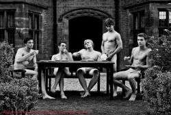 3motenors:  Warwick Rowers have tea by Angus Malcolm  