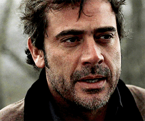JEFFREY DEAN MORGAN As JOHN WINCHESTERSupernatural S01E20 Dead Mans Blood
