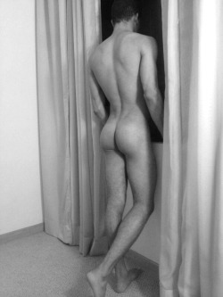 speedobuttandtaint:  comeandtouch:    speedobuttandtaint : Hot men , hot butts hot speedos and over 76,000  hot followers 