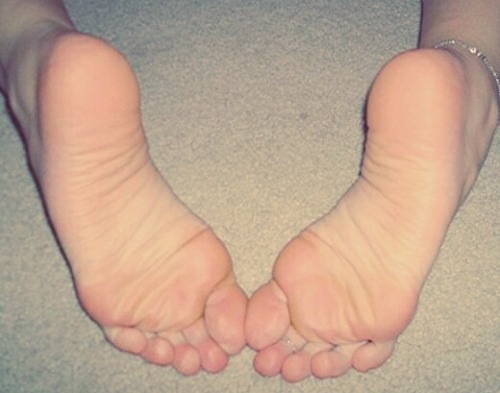 Porn photo feet-art:  Nice soles and more