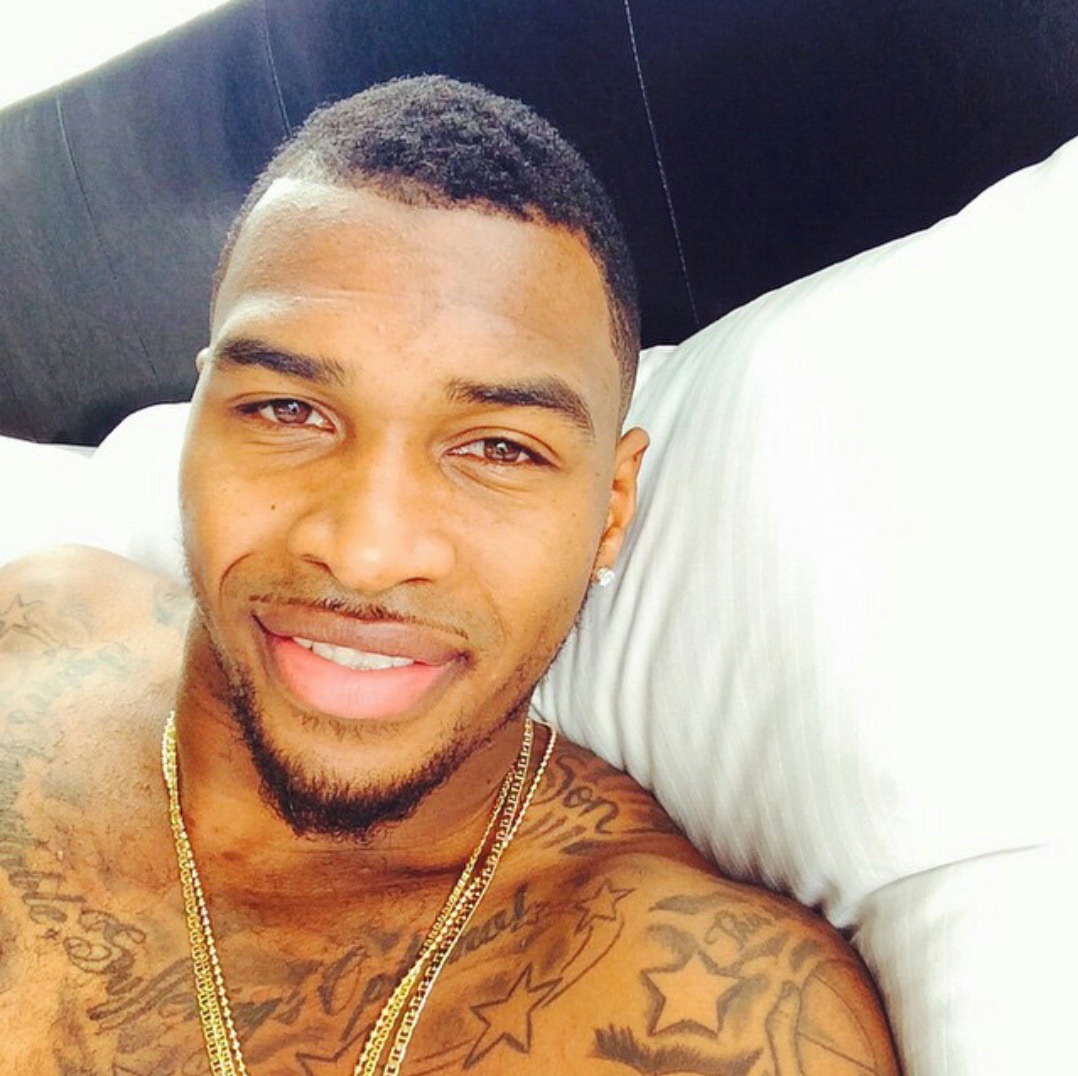 blackmalefreaks:  ♀BLACK-MALE-FREAKS♂ #TeamFreaks #blackmalefreaks #whitemalefreaks