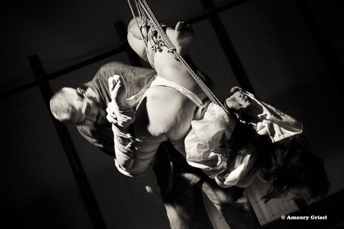 amaury-grisel-shibari: Docvale & Tyka performing at La Place des Cordes Paris -Dec 2015-Photogra