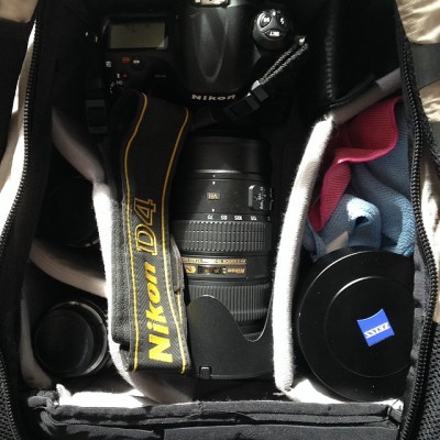 Powder day! Heading to Highlands and Snowmass. Nikon D4 w/ 70-200 plus 3 Zeiss primes. Zeiss 15mm, 25f2 and 50f2 in my fstop Tilopa! @fstopdruid @zeiss