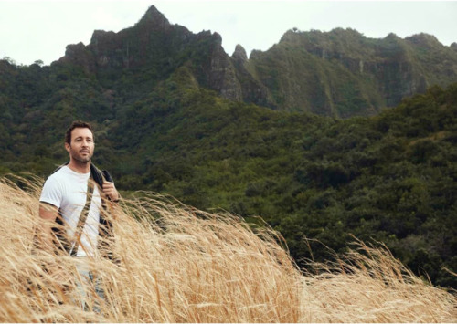 ALEX O’LOUGHLIN