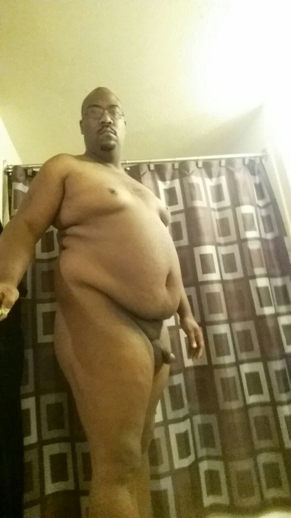 i-bone-crusher:  I’m a thick sexy dude. Who love slim sexy dudes.