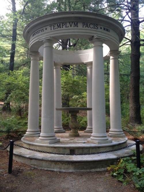 duskenpath:  duskenpath:  What a totally normal non pagan garden we have here  Tower hill gardens, Massachusetts 