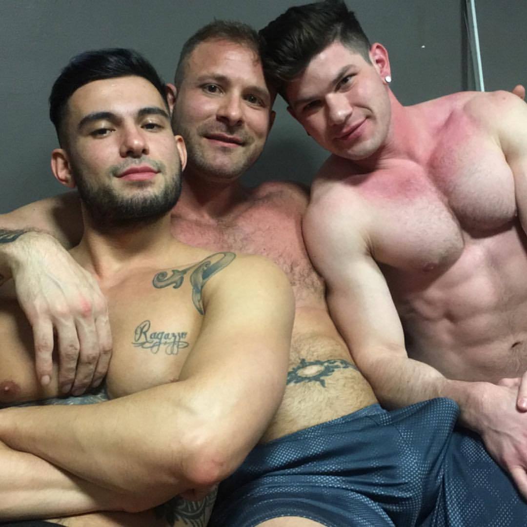 austinwolfff:  Solo much fun!! @matineeusa @rickyroman91 @atlasgant #pornstarlife