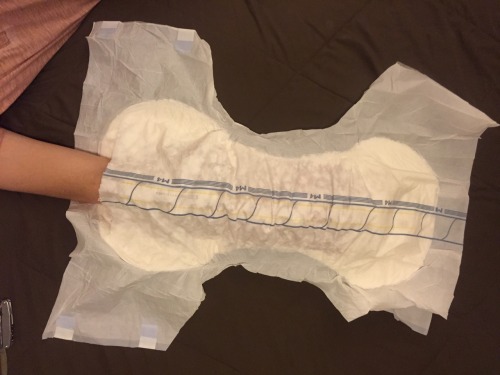 ld-ba: diapereddallas: Some followers have requested to see how I stuff my diapers, well here you go