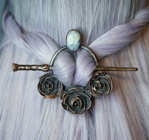 sosuperawesome:Hair PinsEnchanted Creations on Etsy