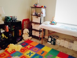 totallydiapers:  OMG you guys! My daddy just moved into a new place and sent me this pic of our new nursery. So excited!  Lucky Baby!