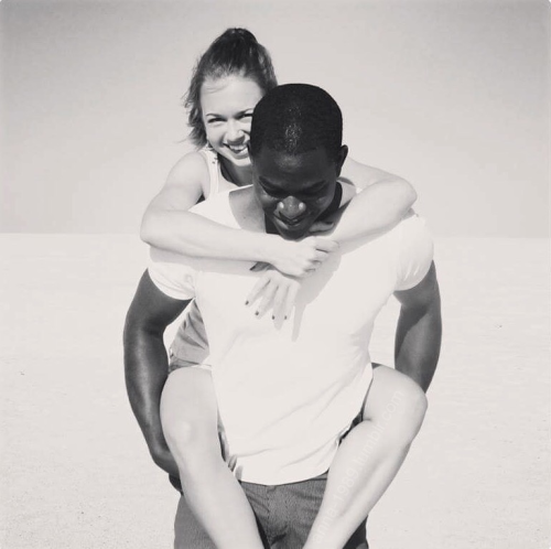 Young interracial couple enjoy each other!Find your interracial match here!
