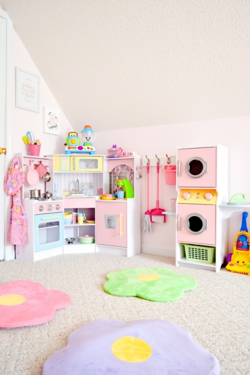 pink-soap:Dream Playroom! 