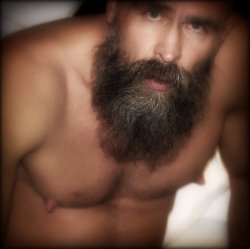 maturegayhomoerotica:  Soft Focus