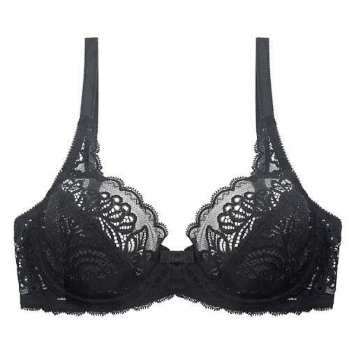 plussizelingerieaddict:  Triumph (From 32B to H)  preetttttyyyy 