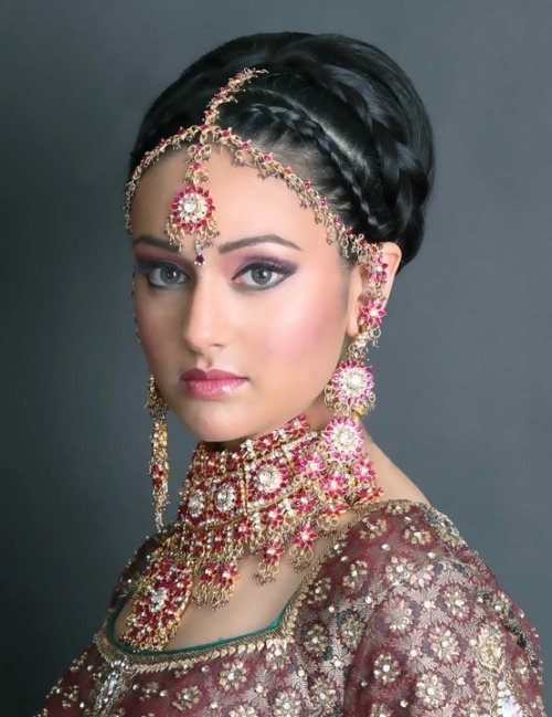 Indian bridal hairstyles for long hair