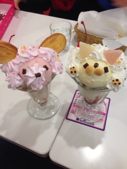 tsuigekisha:  What I ordered at my first Maid Cafe experience. 