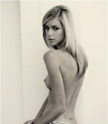 nakedandobserved:  Cassie Gardner