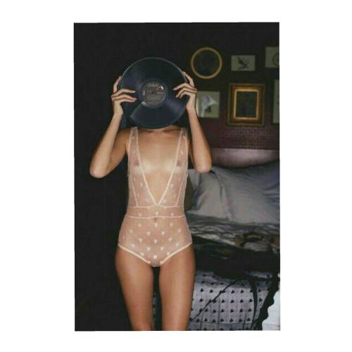 S U N D A YI N S P O #lingerie #lingeriefashion #intimates #bra #sexy #stylish #fashion #underwears 