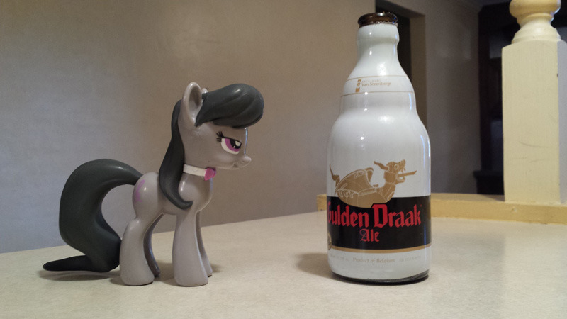 pixelkitties:  The new Funko Octavia toy makes bedroom eyes at anyone and anything.