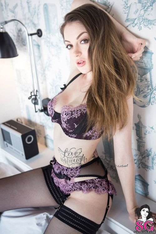 nomalez:  Rosy Cherrington (Angleterre/England) - Seduction Photos for Suicide Girls.I’m Atheist, but the first words that come to me when I saw these beautiful pics are “OH MY GOD!”. The first pic only is able to hypnotize your mind..<3 Rosy