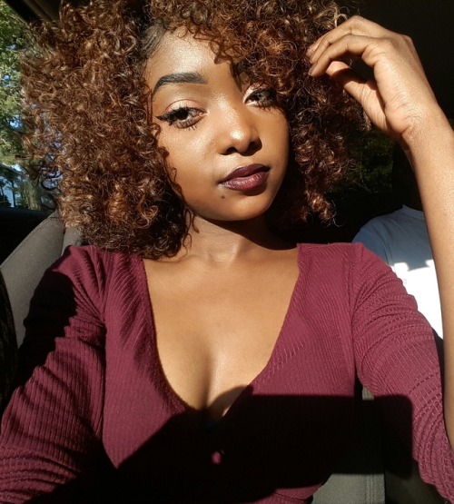 kayydeedubb:When the sun is your filter #Melanin #Blackgirl #BlackQueen #Black power #blacklivesmatt