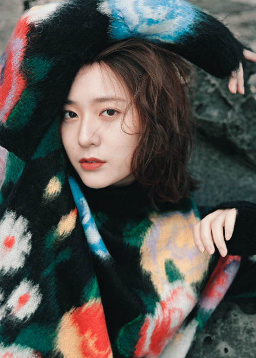 soojng:Krystal Jung for ‘L’Officiel Italia’