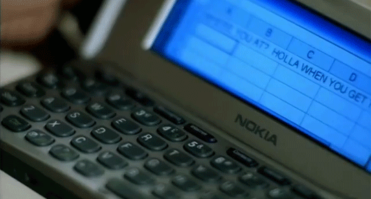 beigency:  2002 was weird Kelly Rowland texted her boyfriend via Microsoft Excel