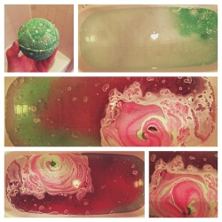 lushie-loving:  Lord of Misrule - Bath Bomb