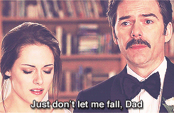 prettyfangs:  favorite scenes from The Twilight Saga [x]