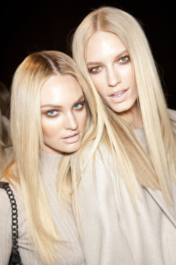 parasoli:     Backstage @ Blumarine Fall 2011  