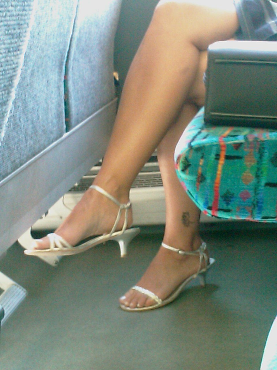 footman007:  I found some old candid pics taken some years ago at the bus. 
