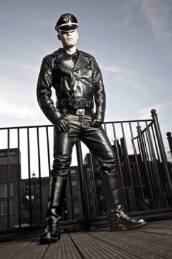 Leather Gay Ultimate