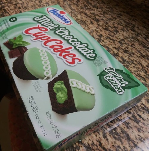 Happy St. Patrick&rsquo;s Day!! LIMITED EDITION: Mint Chocolate Cupcake Review coming Soon . . .