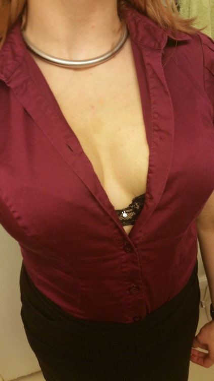 Business sexy outfit from happy hour last week. Partially targeted at certain people who have a thin