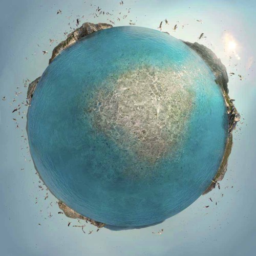 dink-182:  crossconnectmag:  Floating Worlds by Catherine Nelson   Catherine Nelson   born in Sydney 1970 is a visual artist who uses the digital medium to paint images together into personal and imaginary landscapes. Trained as a painter in Sydney and