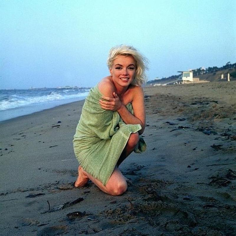 XXX Marilyn Monroe in one of her final photos photo