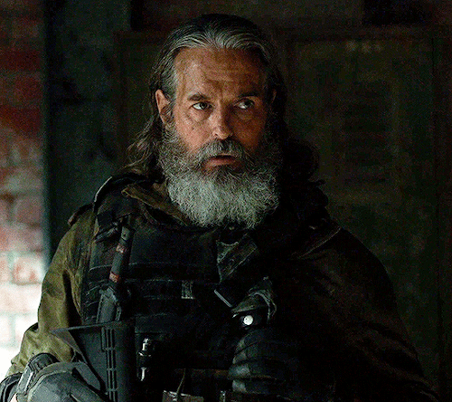 JEFFREY PIERCE As Tommy Perry In THE LAST OF US (2023 ) Episode 1.04 Please Hold To My Hand