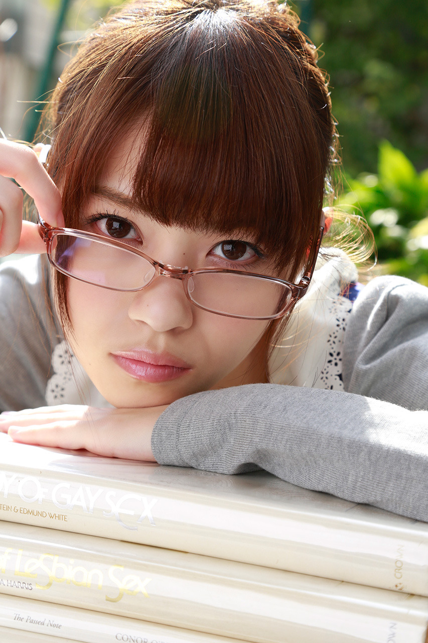 mincang:  一瞬でも「嫁にしたい」と思ったら爆死。画像×５０ :