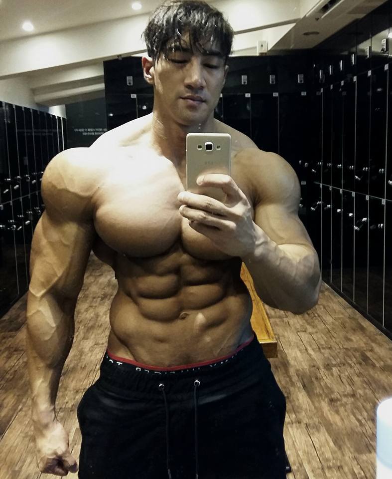 Hwang  Chul Soon