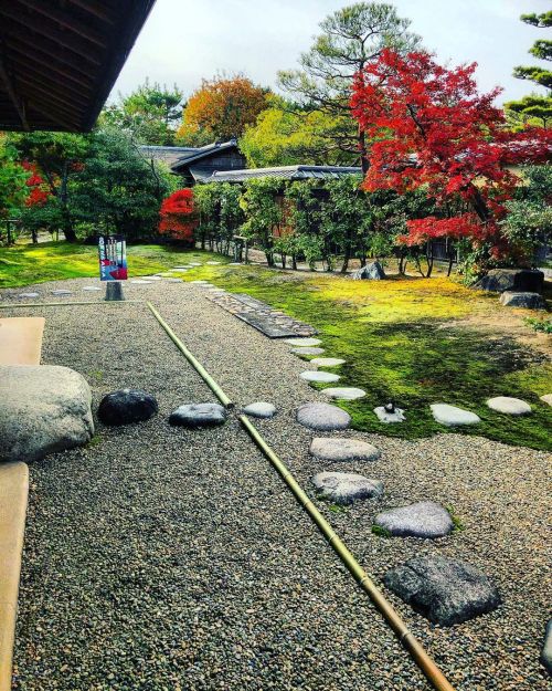 独楽庵庭園 [ 島根県出雲市 ] ③ Dokurakuan Garden, Izumo, Shimane ーー大名茶人・松平不昧が江戸に築いた大名茶苑“大崎園”でこよなく愛した、千利休ゆかりの茶室と自