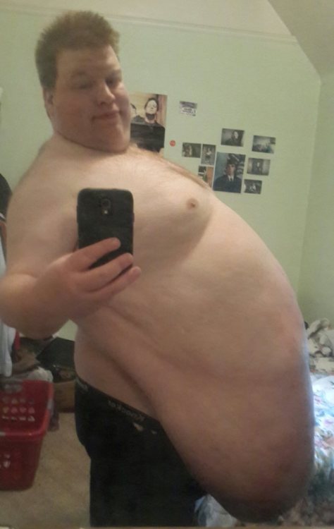 Never seen such a cascade of belly before. And asymmetry does have it’s own unique beauty.