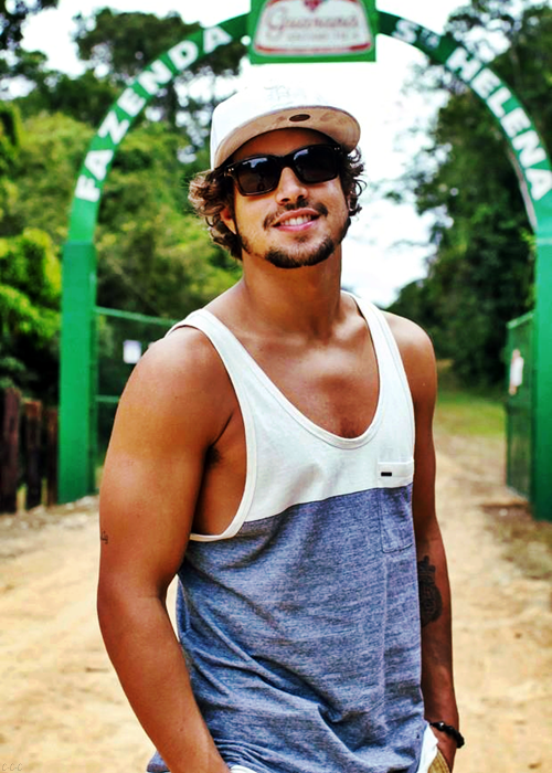 vem-na-brisa:  caminhosdluz:  vou reblogar pra sempre pq é muito amor   Meuuuuuuuuu!!!
