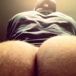 buttinyourface:  Hairy cakes!