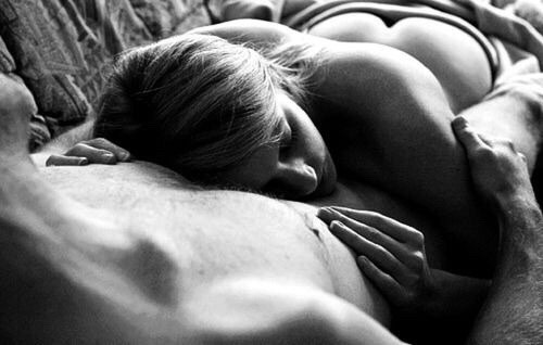 bigsexy1271:  luvtoplaydirty:  ridingastreetglide:    💋💕  Let’s cuddle, kitten @lv12